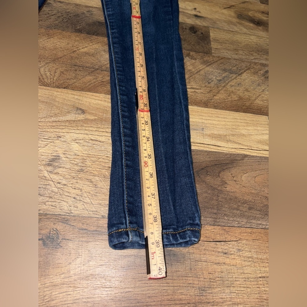 Fashion Nova Women’s Skinny Jeans - Picture 3 of 6